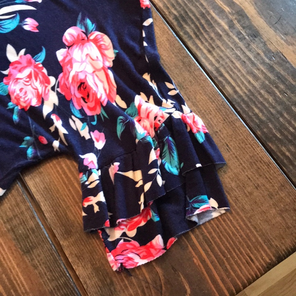 Shirt - Picture 2 of 2
